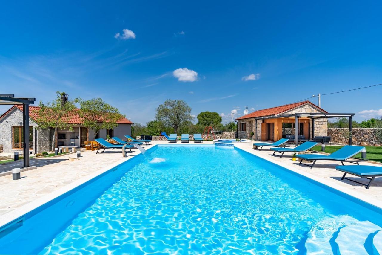 New! Promina Luxury Villa With 72Sqm Heated Pool, Jacuzzi, Infrared Sauna, Tennis Court, Media Room Bogatić 외부 사진