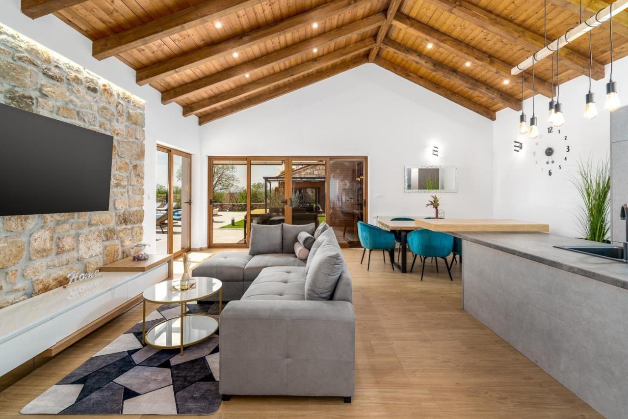 New! Promina Luxury Villa With 72Sqm Heated Pool, Jacuzzi, Infrared Sauna, Tennis Court, Media Room Bogatić 외부 사진
