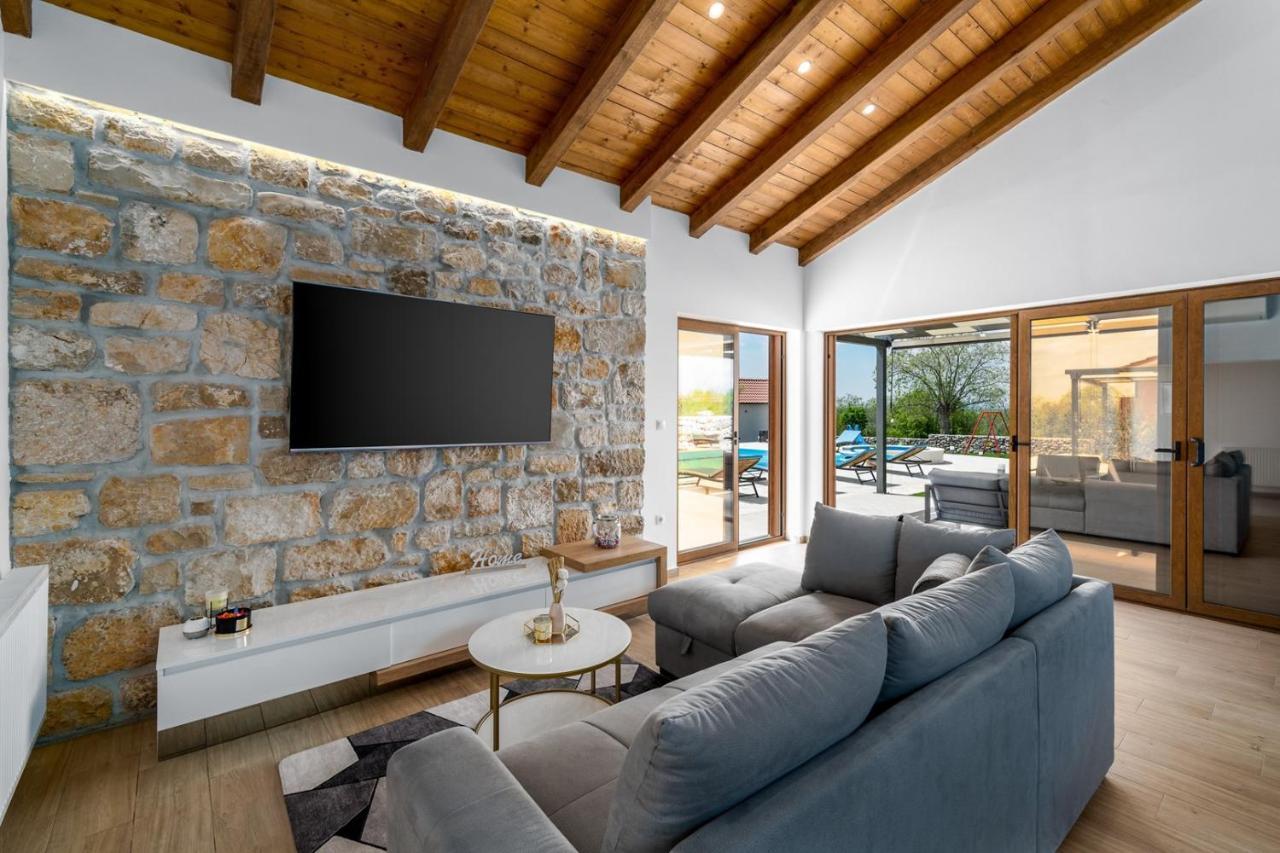 New! Promina Luxury Villa With 72Sqm Heated Pool, Jacuzzi, Infrared Sauna, Tennis Court, Media Room Bogatić 외부 사진