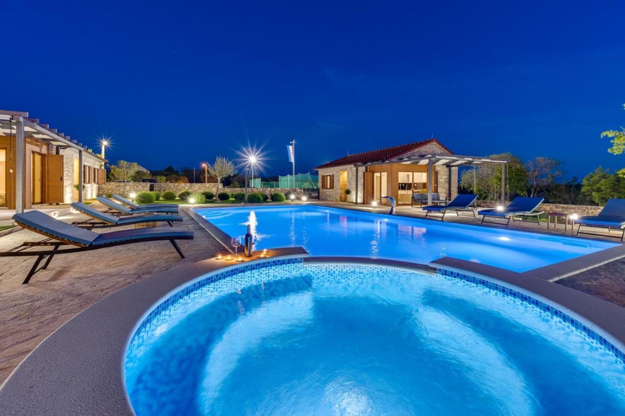 New! Promina Luxury Villa With 72Sqm Heated Pool, Jacuzzi, Infrared Sauna, Tennis Court, Media Room Bogatić 외부 사진