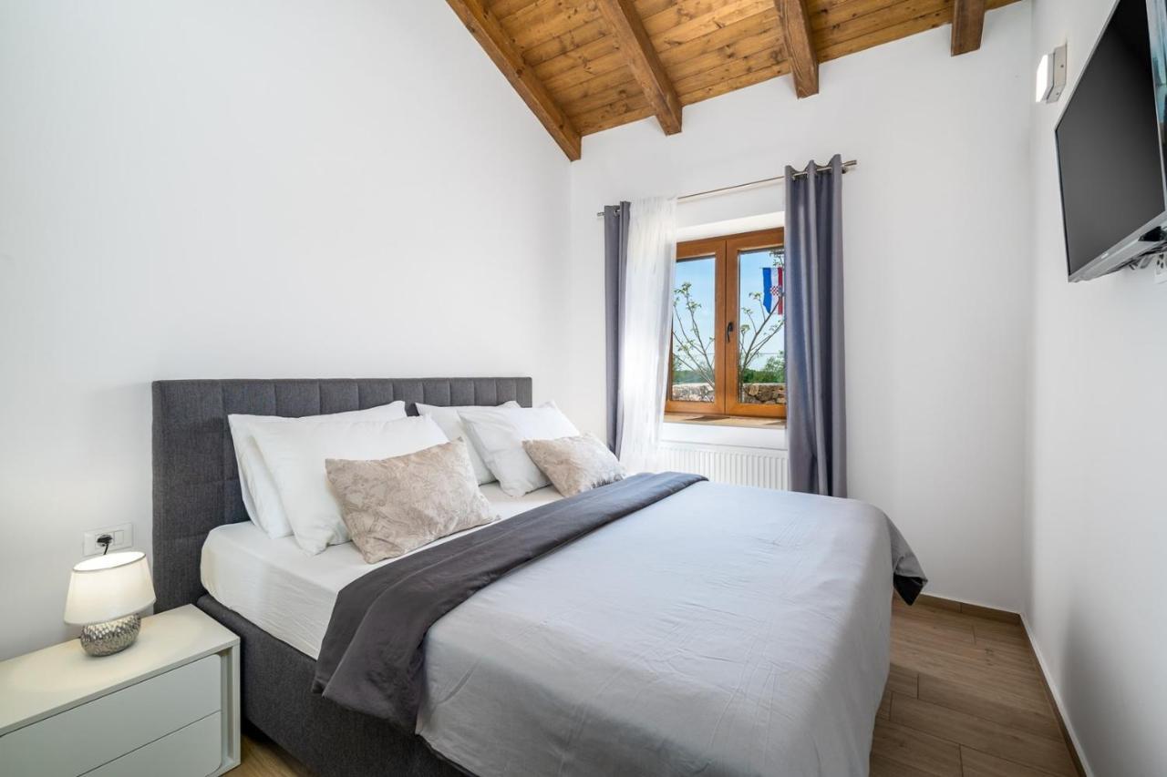 New! Promina Luxury Villa With 72Sqm Heated Pool, Jacuzzi, Infrared Sauna, Tennis Court, Media Room Bogatić 외부 사진
