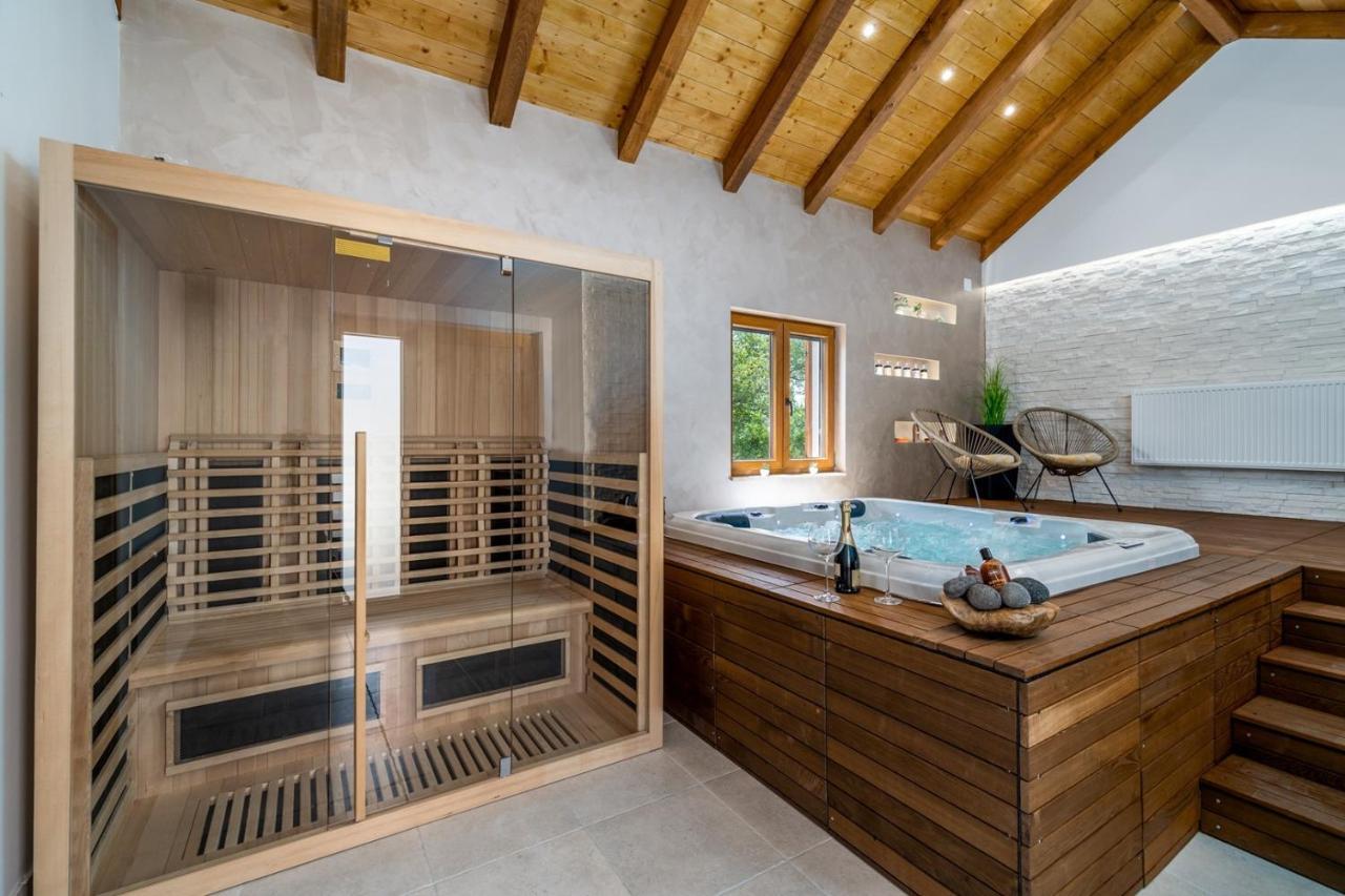 New! Promina Luxury Villa With 72Sqm Heated Pool, Jacuzzi, Infrared Sauna, Tennis Court, Media Room Bogatić 외부 사진